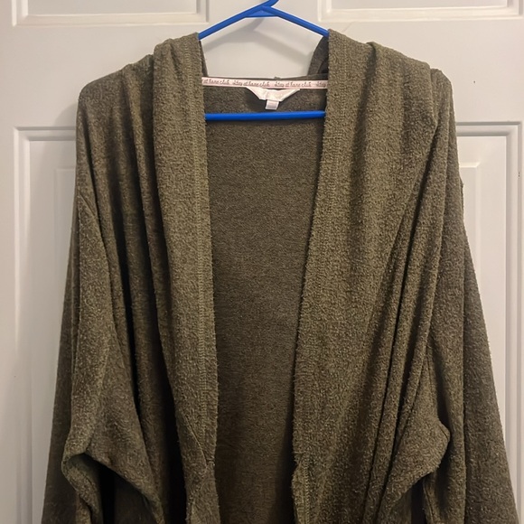 Army Green Short Hooded Robe - Picture 2 of 7